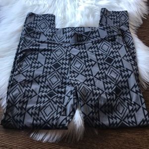 Pink Victoria’s Secret leggings-SZ L